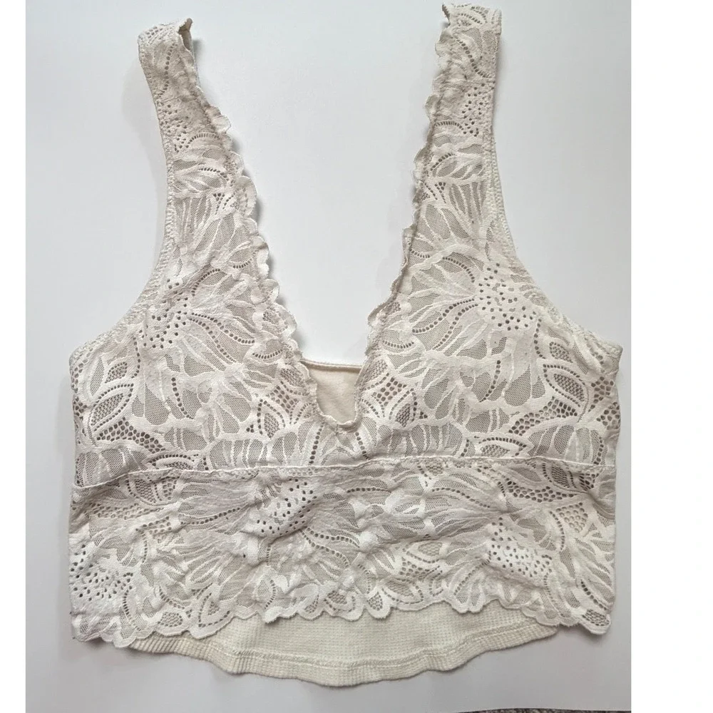 Aerie Cream Floral Lace Waffle Knit Bralette‎ Crop Top Small Boho V-Neck